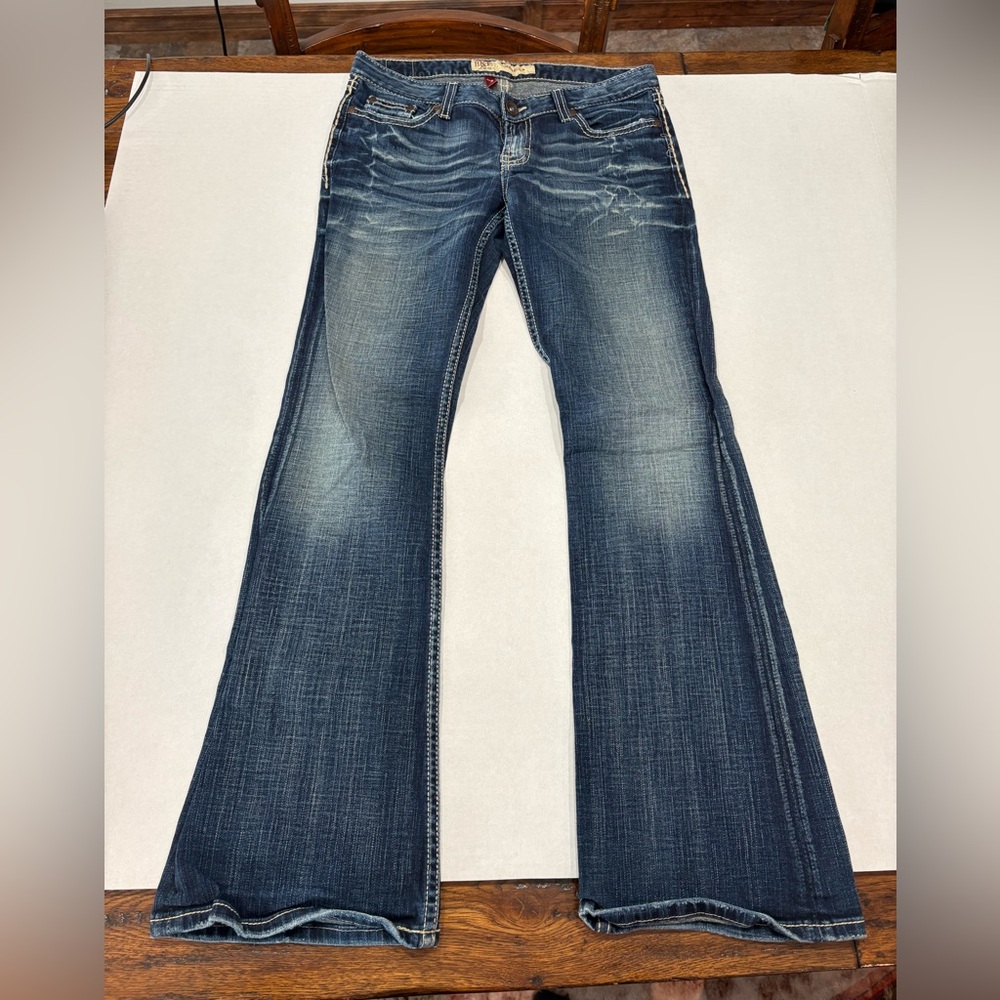 BKE Sabrina boot stretch denim jeans size 28 with 31.5” inseam used - Picture 3 of 6